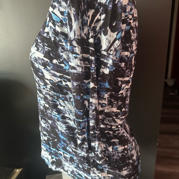 **3 for $15**Mercer & Madison Black and Blue Graphic 3/4 Sleeve Blouse - Picture 2 of 4